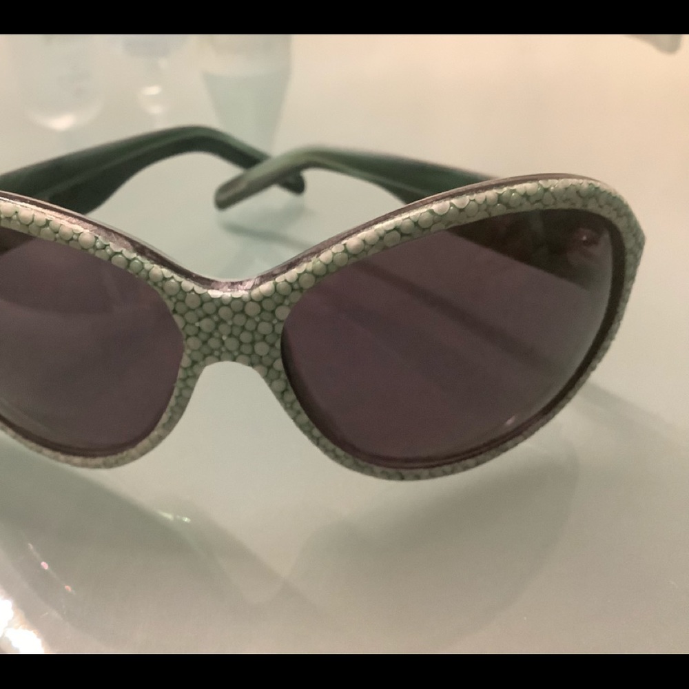 Unique SELESTINA oversized sunglasses
